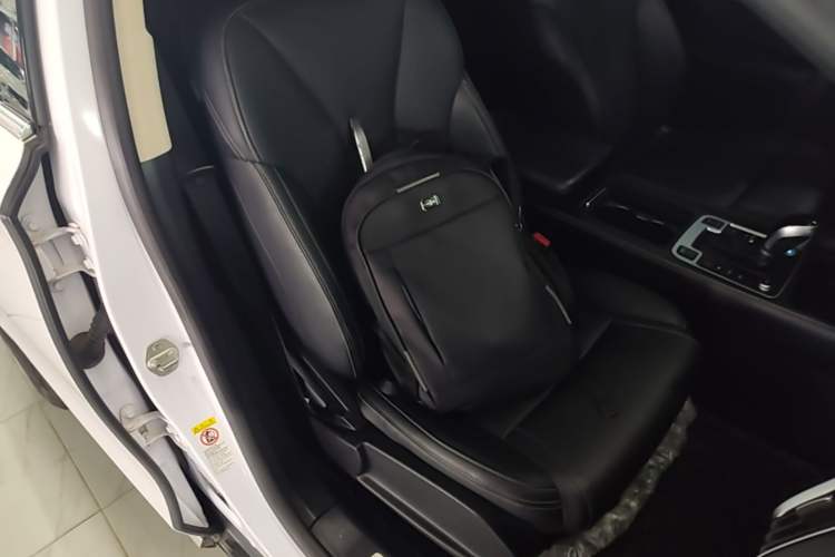 Used BYD Tang 2019 2.0T Automatic SmartConnect Luxury Edition 7 Seats China VI Standard Right Front Seat