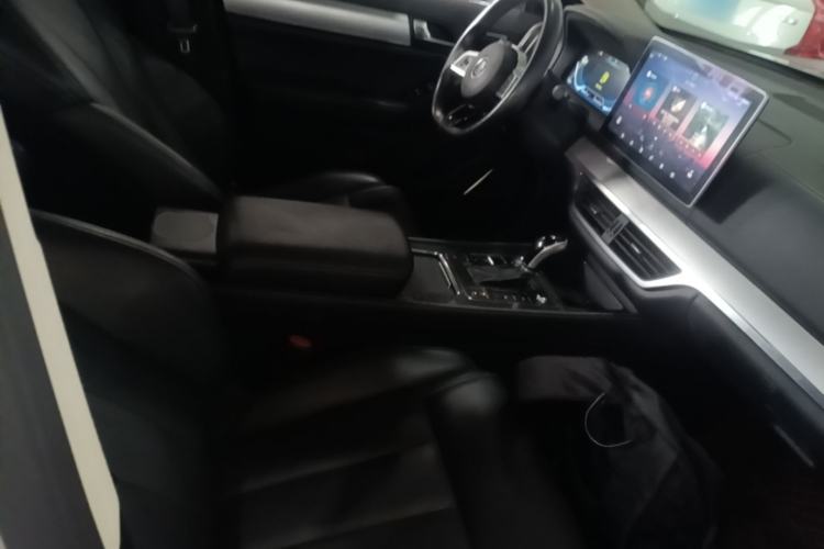 Used BYD Tang 2019 2.0T Automatic SmartConnect Luxury 7-Seater China VI Standard Right Front Seat