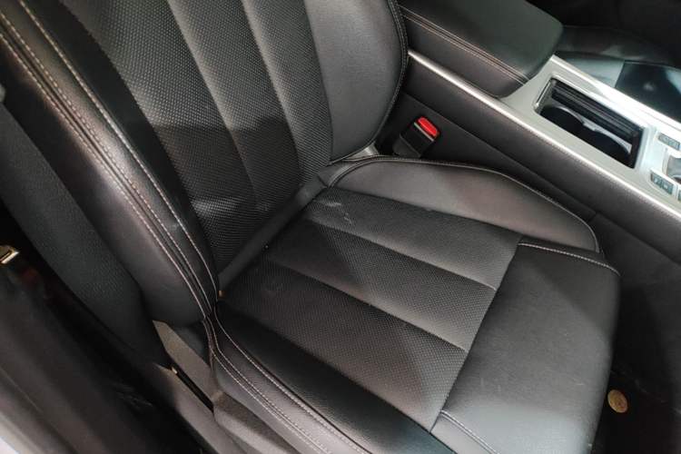 Used BYD Tang 2019 2.0T Automatic SmartConnect Luxury 7-Seater China VI Standard Right Front Seat