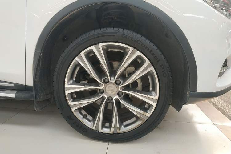 Used BYD Tang 2019 2.0T Automatic SmartConnect Prestige 7-Seater China VI Standard Right Front Wheel Hub