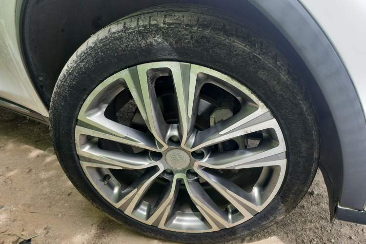 Used BYD Tang 2019 2.0T Automatic SmartConnect Luxury 7-Seater China VI Standard Right Front Wheel Hub