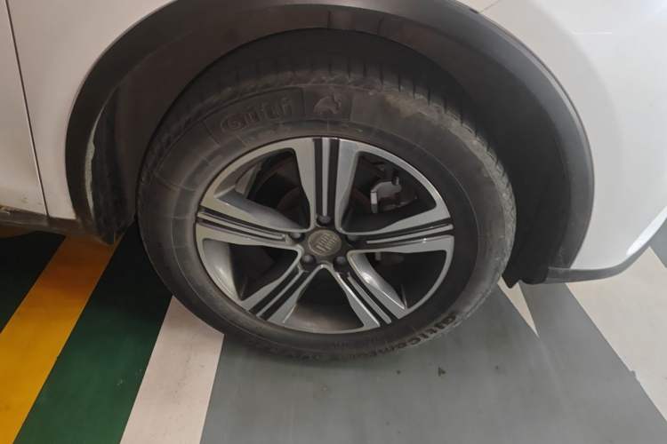 Used BYD Tang 2019 2.0T Automatic SmartConnect Luxury Edition 5 Seats China VI Standard Right Front Wheel Hub