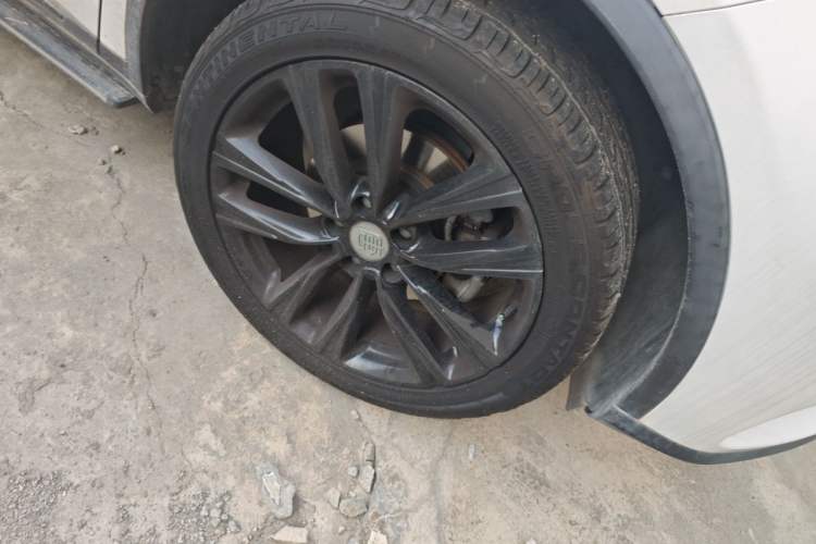 Used BYD Tang 2019 2.0T Automatic SmartConnect Luxury 7-Seater China VI Standard Right Front Wheel Hub