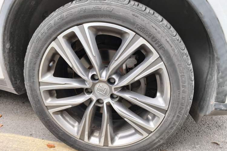 Used BYD Tang 2019 2.0T Automatic SmartConnect Luxury 7-Seater China VI Standard Right Front Wheel Hub