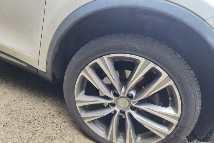 Used BYD Tang 2019 2.0T Automatic SmartConnect Luxury 7-Seater China VI Standard Right Front Wheel Hub