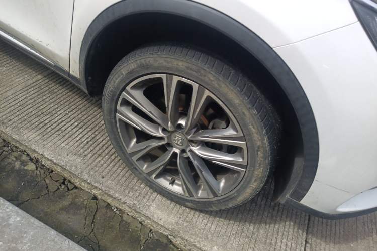 Used BYD Tang 2019 2.0T Automatic SmartConnect Prestige 5-Seater China VI Standard Right Front Wheel Hub