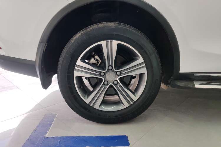 Used BYD Tang 2019 2.0T Automatic SmartConnect Luxury Edition 5 Seats China VI Standard Right Front Wheel Hub