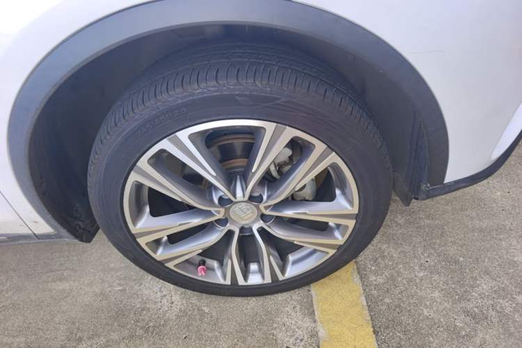 Used BYD Tang 2019 2.0T Automatic SmartConnect Prestige 5-Seater China VI Standard Right Front Wheel Hub