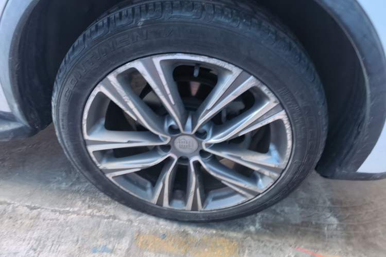 Used BYD Tang 2019 2.0T Automatic SmartConnect Luxury 7-Seater China VI Standard Right Front Wheel Hub