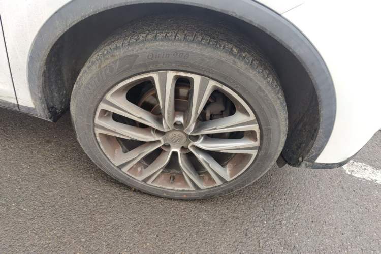 Used BYD Tang 2019 2.0T Automatic SmartConnect Prestige 7-Seater China VI Standard Right Front Wheel Hub