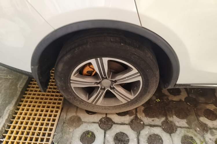 Used BYD Tang 2019 2.0T Automatic SmartConnect Luxury Edition 5 Seats China VI Standard Right Rear Wheel Hub