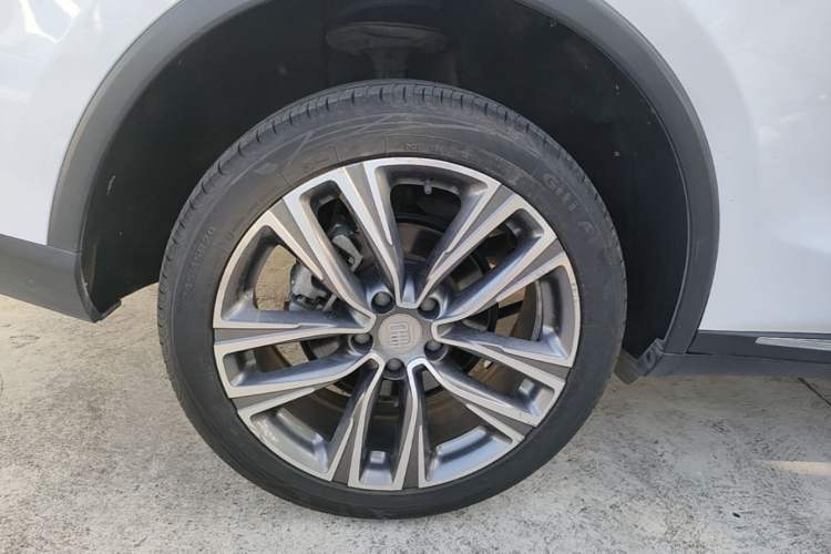 Used BYD Tang 2019 2.0T Automatic SmartConnect Prestige 5-Seater China VI Standard Right Rear Wheel Hub