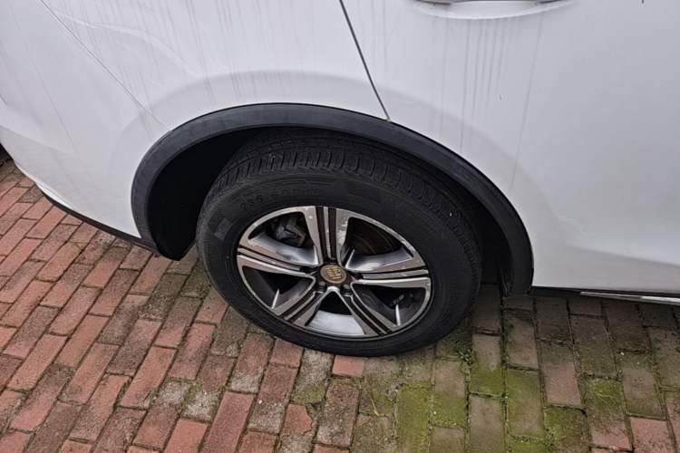 Used BYD Tang 2019 2.0T Automatic SmartConnect Luxury Edition 5 Seats China VI Standard Right Rear Wheel Hub
