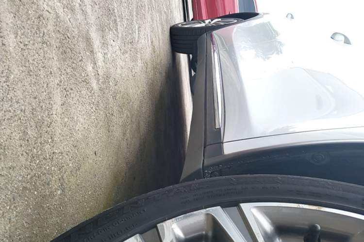 Used BYD Tang 2019 2.0T Automatic SmartConnect Prestige 7-Seater China VI Standard Right Side Sill