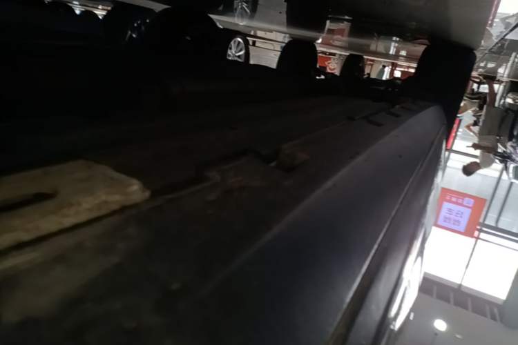 Used BYD Tang 2019 2.0T Automatic SmartConnect Luxury 7-Seater China VI Standard Right Side Sill