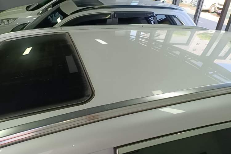 Used BYD Tang 2019 2.0T Automatic SmartConnect Luxury Edition 7 Seats China VI Standard Roof