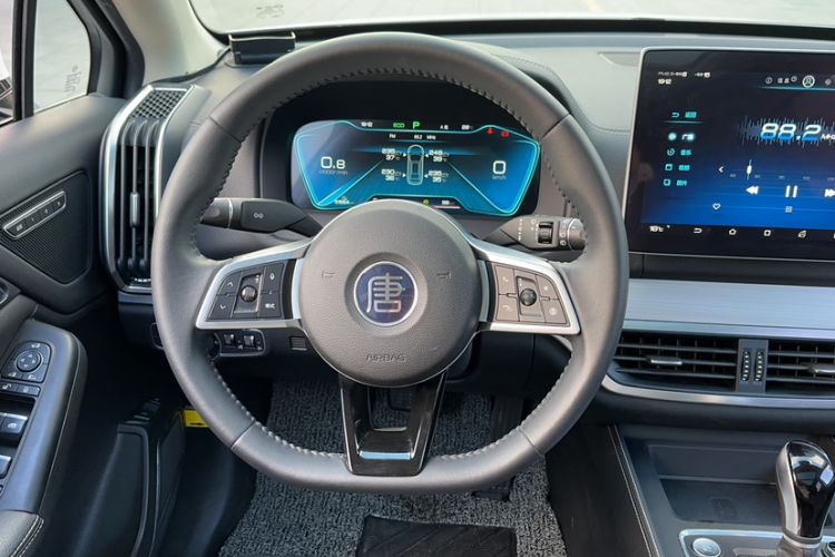 Used BYD Tang 2019 2.0T Automatic SmartConnect Luxury 7-Seater China VI Standard Steering Wheel