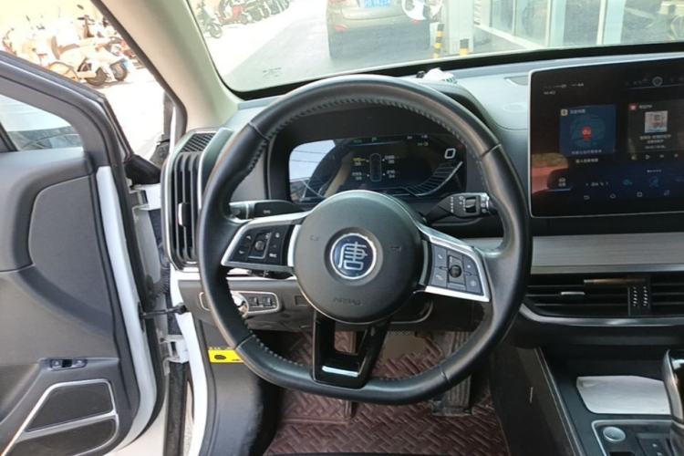 Used BYD Tang 2019 2.0T Automatic SmartConnect Luxury 7-Seater China VI Standard Steering Wheel