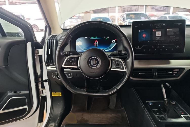 Used BYD Tang 2019 2.0T Automatic SmartConnect Luxury 7-Seater China VI Standard Steering Wheel