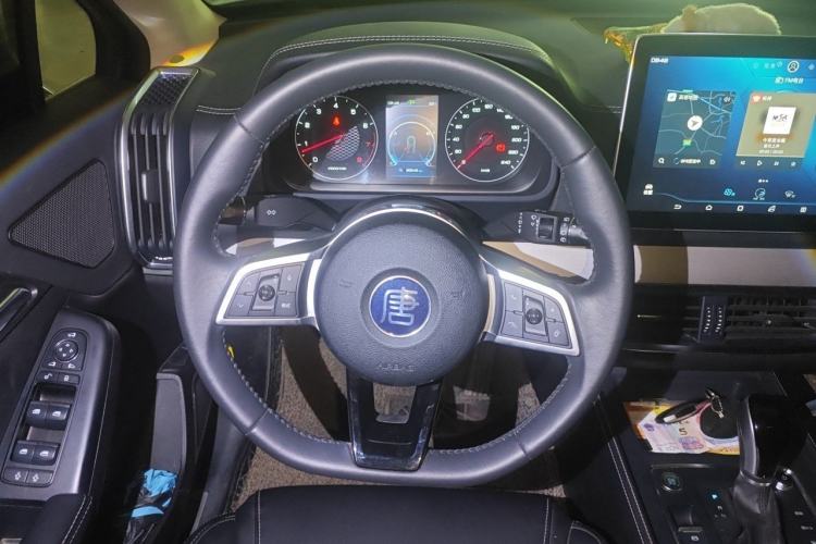 Used BYD Tang 2019 2.0T Automatic SmartConnect Luxury Edition 5 Seats China VI Standard Steering Wheel