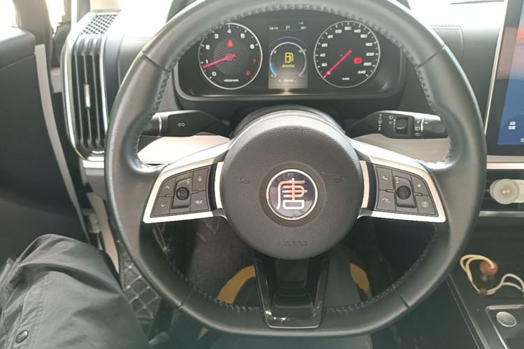 Used BYD Tang 2019 2.0T Automatic SmartConnect Prestige 5-Seater China VI Standard Steering Wheel