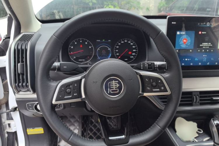 Used BYD Tang 2019 2.0T Automatic SmartConnect Prestige 7-Seater China VI Standard Steering Wheel