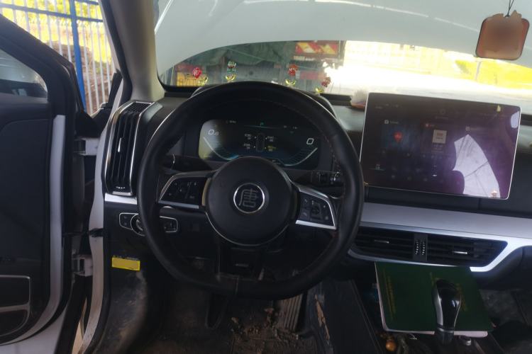 Used BYD Tang 2019 2.0T Automatic SmartConnect Luxury 7-Seater China VI Standard Steering Wheel