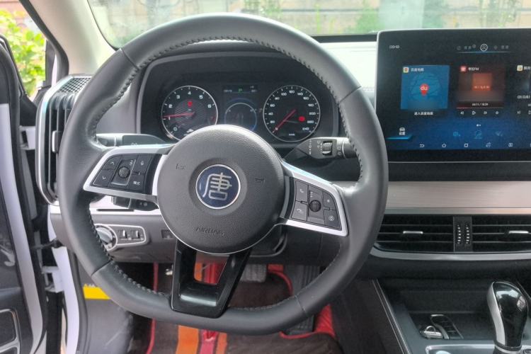 Used BYD Tang 2019 2.0T Automatic SmartConnect Prestige 7-Seater China VI Standard Steering Wheel