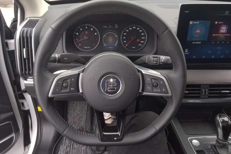 Used BYD Tang 2019 2.0T Automatic SmartConnect Luxury Edition 5 Seats China VI Standard Steering Wheel