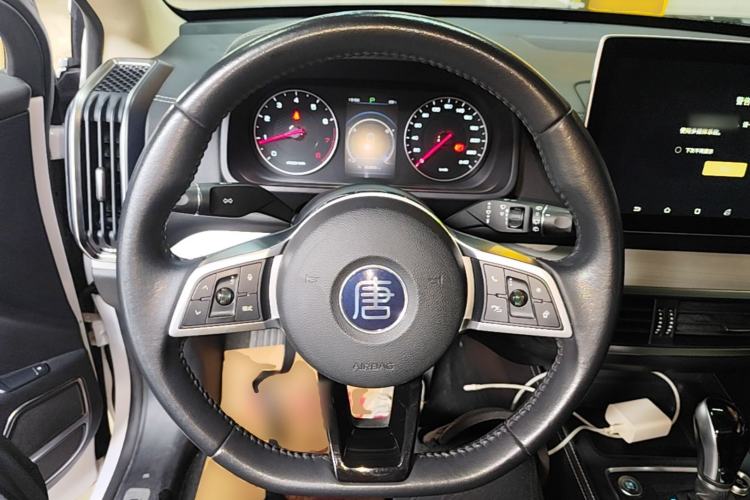 Used BYD Tang 2019 2.0T Automatic SmartConnect Luxury Edition 5 Seats China VI Standard Steering Wheel