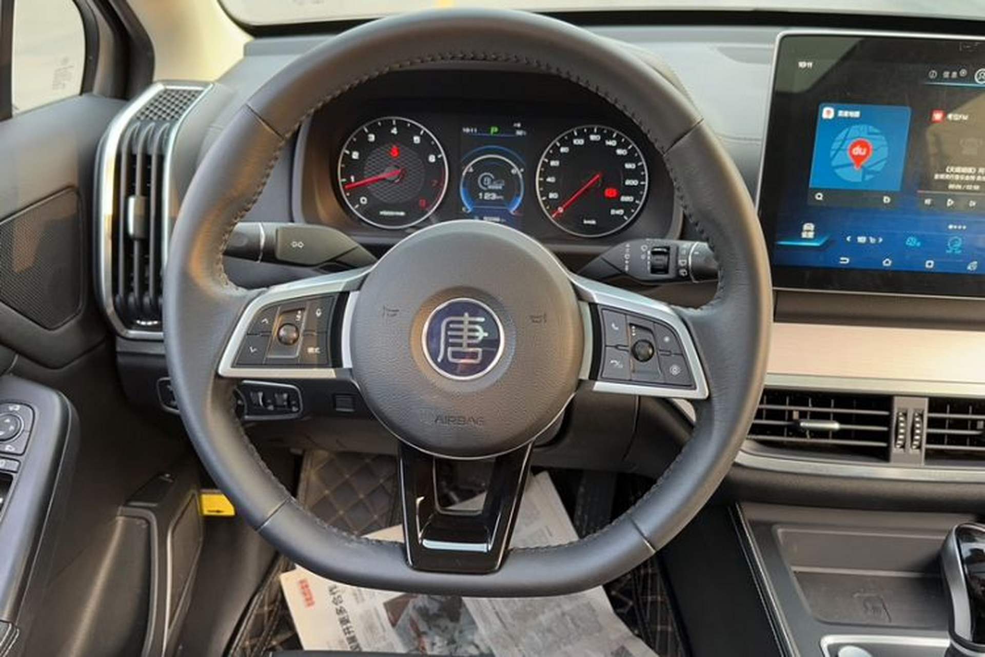 Used BYD Tang 2019 2.0T Automatic SmartConnect Prestige 7-Seater China VI Standard Steering Wheel