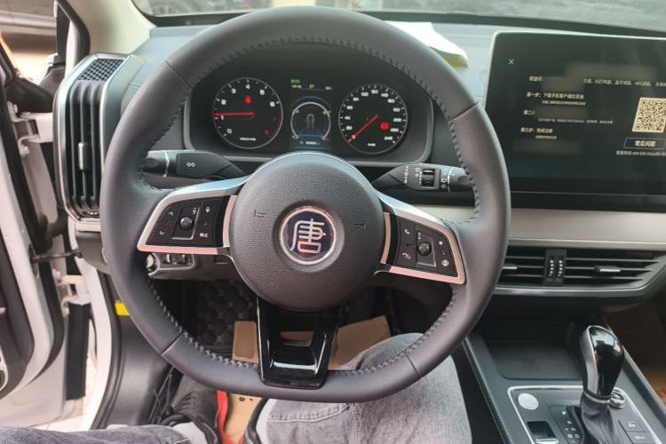 Used BYD Tang 2019 2.0T Automatic SmartConnect Prestige 7-Seater China VI Standard Steering Wheel