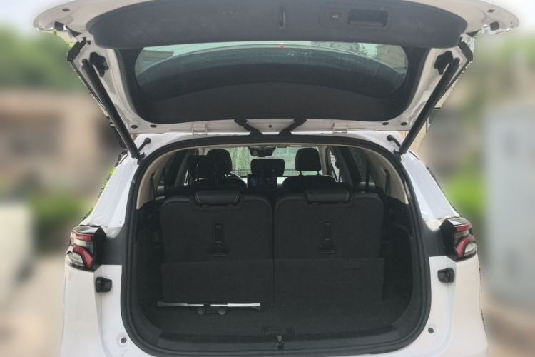 Used BYD Tang 2019 2.0T Automatic SmartConnect Prestige 7-Seater China VI Standard Trunk
