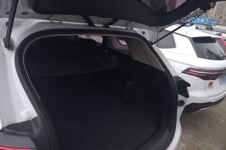 Used BYD Tang 2019 2.0T Automatic SmartConnect Luxury Edition 5 Seats China VI Standard Trunk