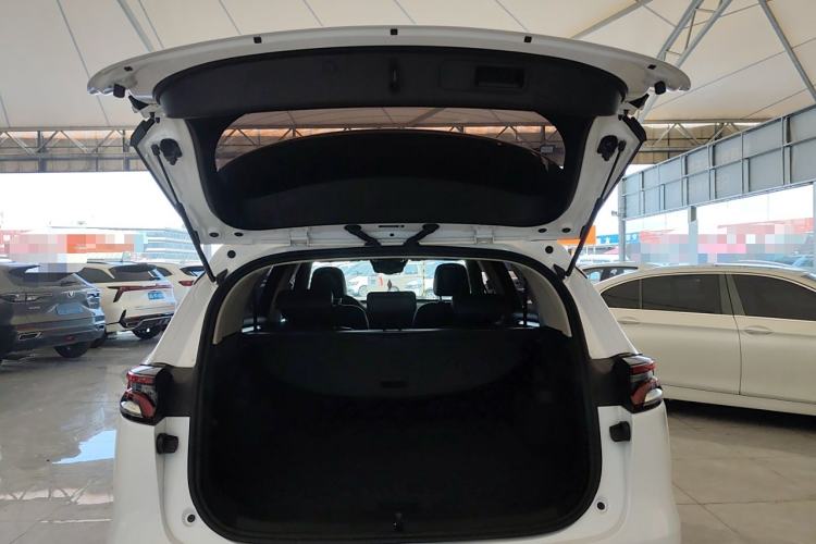 Used BYD Tang 2019 2.0T Automatic SmartConnect Prestige 5-Seater China VI Standard Trunk
