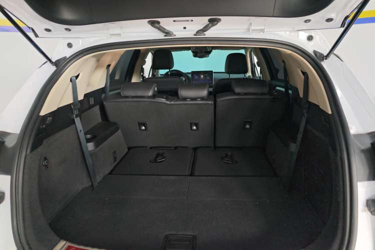 Used BYD Tang 2019 2.0T Automatic SmartConnect Prestige 7-Seater China VI Standard Trunk