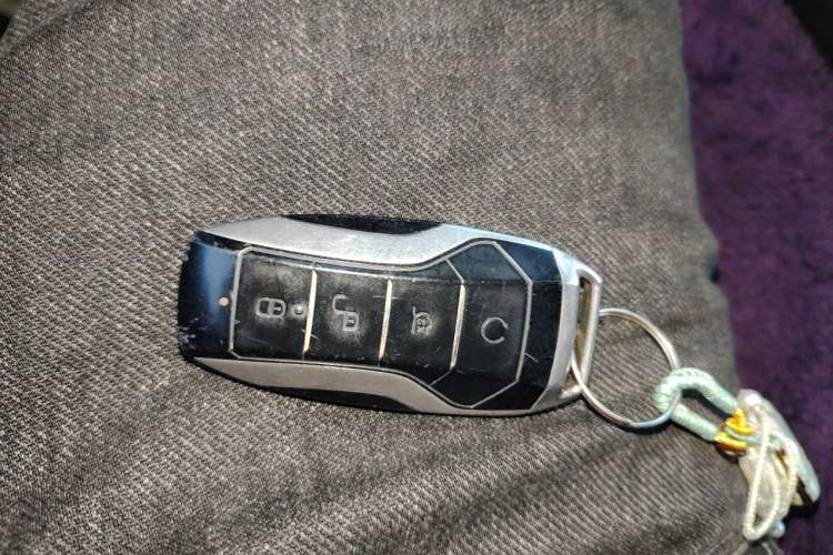 Used BYD Tang 2019 2.0T Automatic SmartConnect Luxury Edition 7 Seats China VI Standard Vehicle Key
