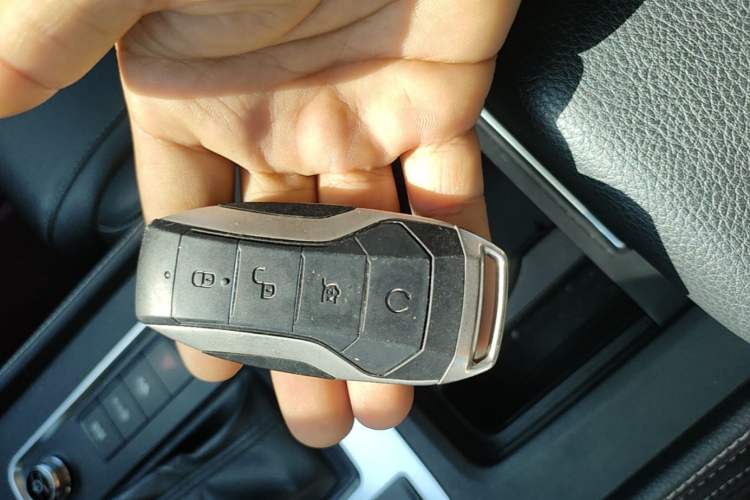Used BYD Tang 2019 2.0T Automatic SmartConnect Prestige 5-Seater China VI Standard Vehicle Key
