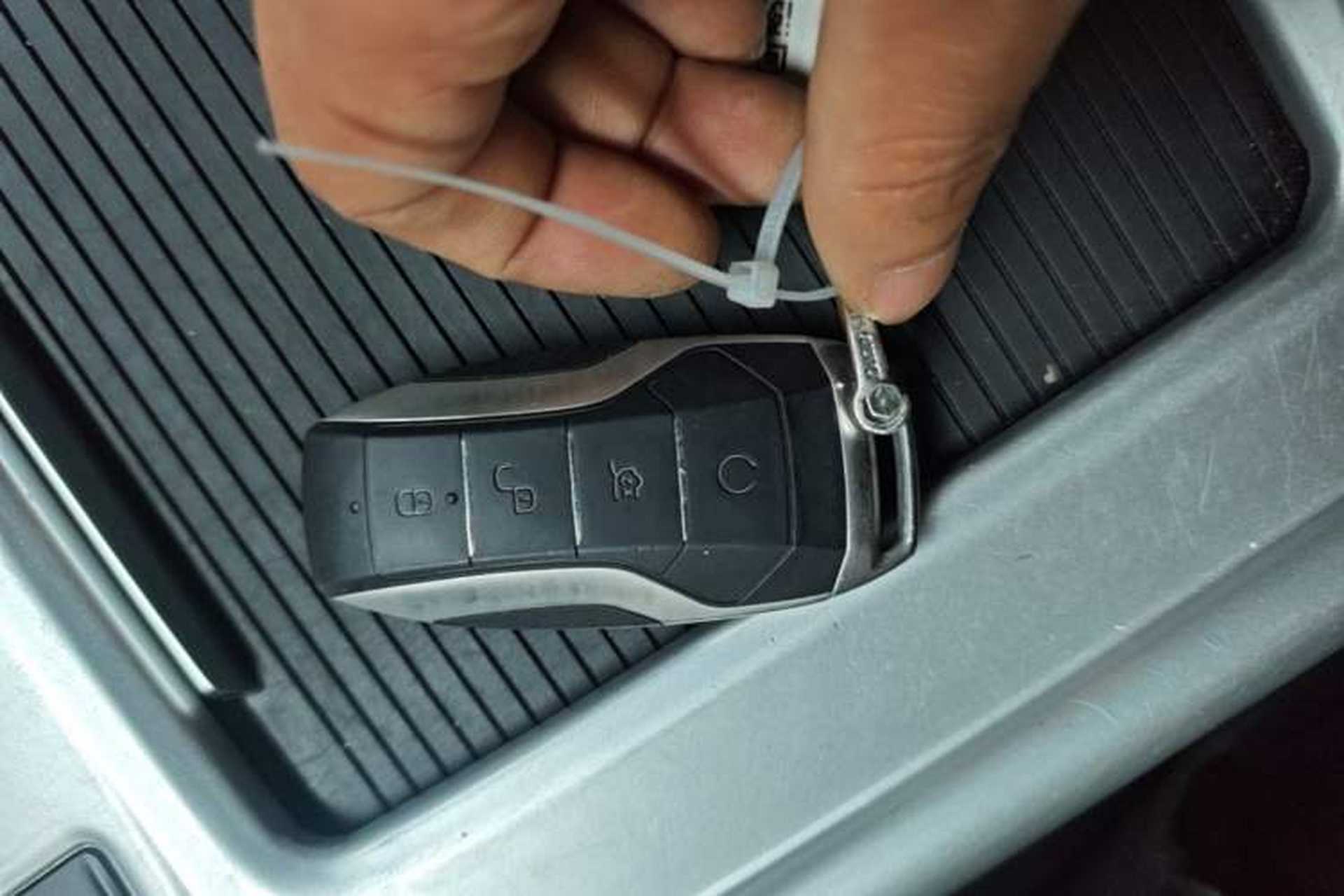 Used BYD Tang 2019 2.0T Automatic SmartConnect Luxury 7-Seater China VI Standard Vehicle Key