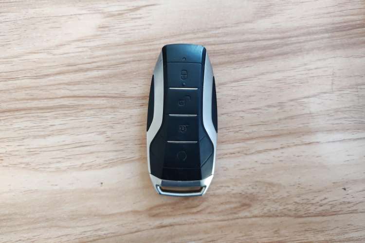 Used BYD Tang 2019 2.0T Automatic SmartConnect Luxury Edition 5 Seats China VI Standard Vehicle Key