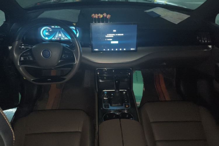 Used BYD Tang 2021 2.0T Automatic Flagship Edition Center Console