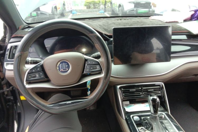Used BYD Tang 2021 2.0T Automatic Flagship Edition Center Console