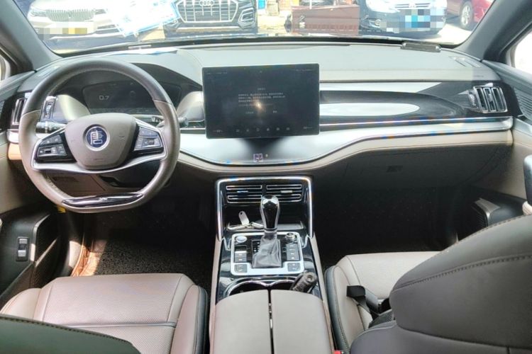 Used BYD Tang 2021 2.0T Automatic Flagship Edition Center Console
