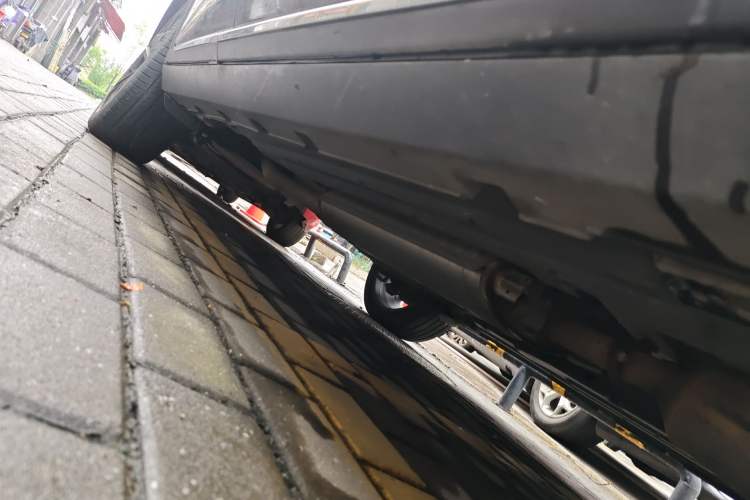 Used BYD Tang 2021 2.0T Automatic Flagship Edition Chassis Front Right