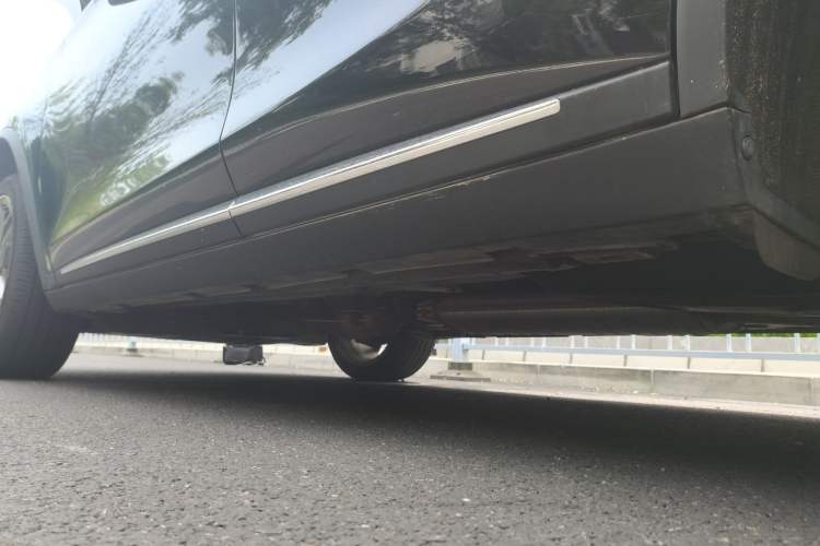 Used BYD Tang 2021 2.0T Automatic Flagship Edition Chassis Rear Left