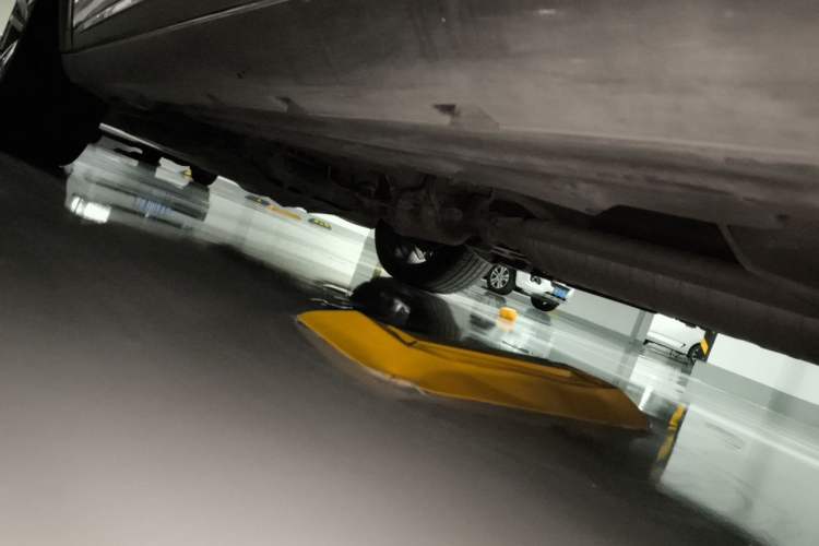 Used BYD Tang 2021 2.0T Automatic Flagship Edition Chassis Rear Left