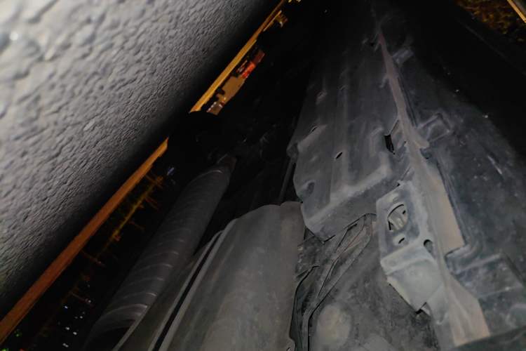 Used BYD Tang 2021 2.0T Automatic Flagship Edition Chassis Rear Left
