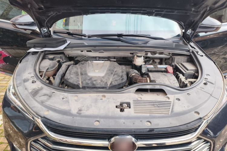 Used BYD Tang 2021 2.0T Automatic Flagship Edition Engine Bay