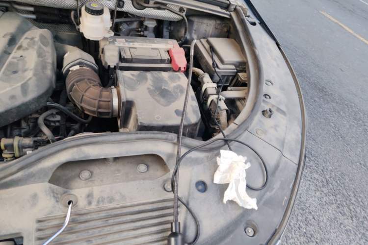 Used BYD Tang 2021 2.0T Automatic Flagship Edition Engine Bay Left