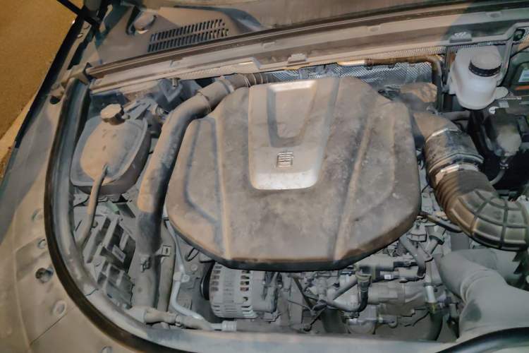Used BYD Tang 2021 2.0T Automatic Flagship Edition Engine Bay Right